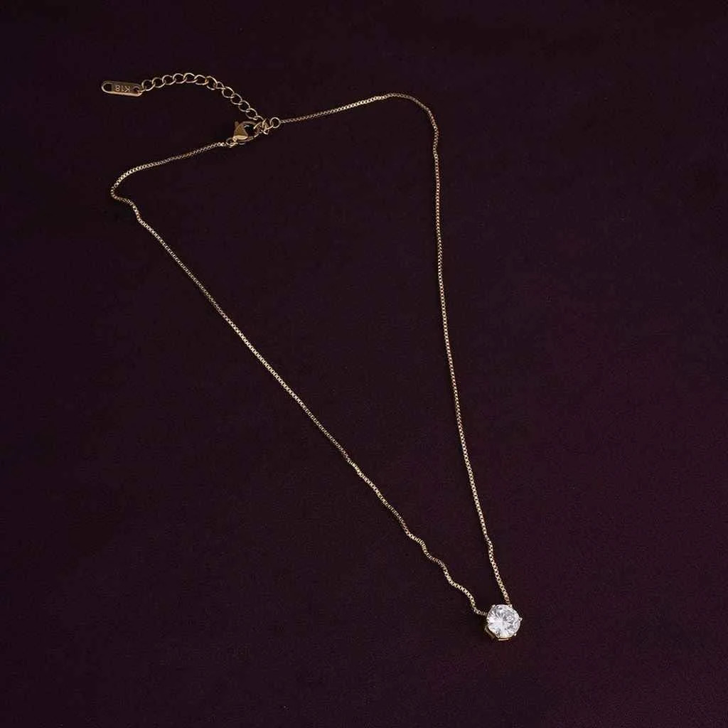 Round Solitaire Necklace